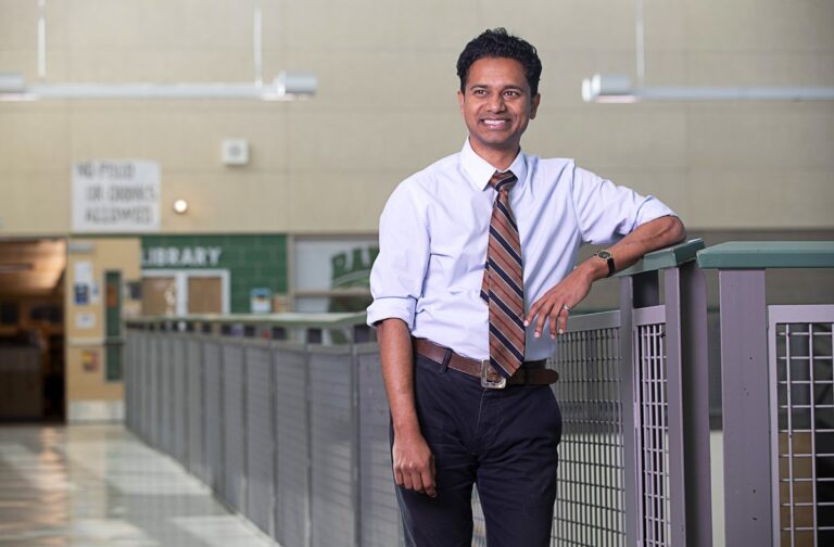 1115_sun_ReubenDSilva09_t1200