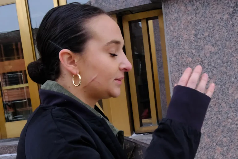 2026-greene-wearing-ankle-monitor-119885707