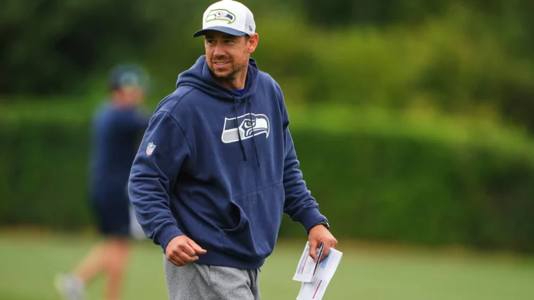 697fcab36f6e41.44384916